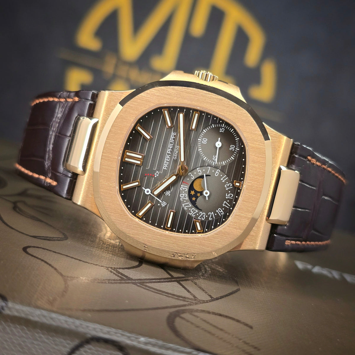 Patek Philippe Nautilus 5712r-001 dial
